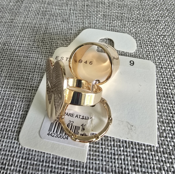 Cato Gold Heart Wide Rings Size 9 - Picture 3 of 4